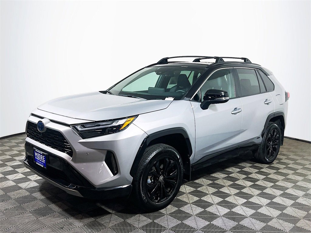 Used 2024 Toyota RAV4 XSE image 4