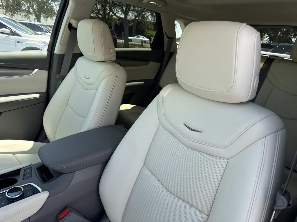 New 2026 Cadillac XT5 Premium Luxury w/ Driver Assist Package FWD image 20