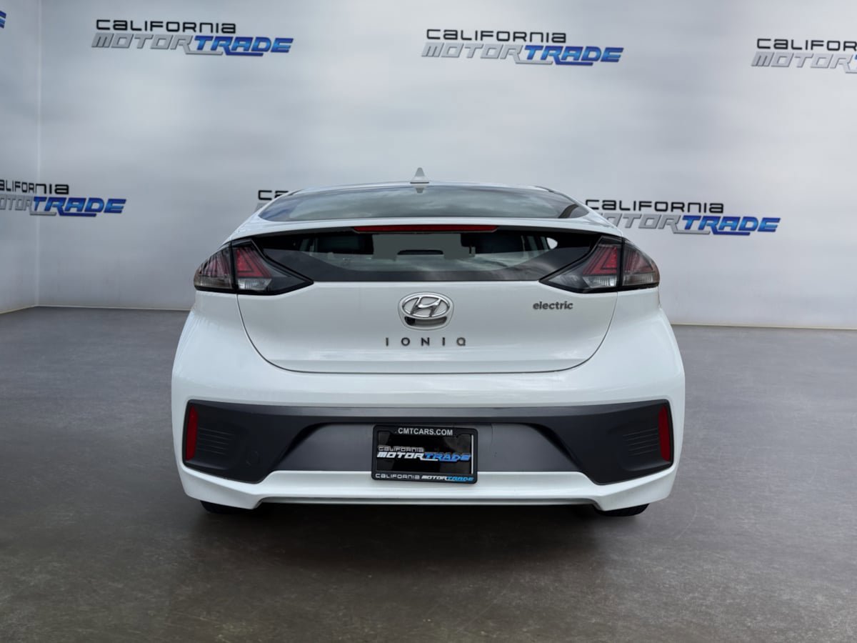 Used 2020 Hyundai Ioniq Limited FWD image 6
