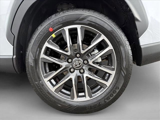 New 2026 Toyota Corolla Cross XLE image 9