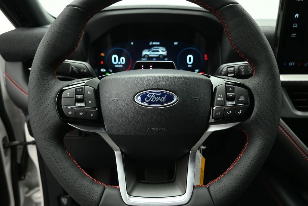 New 2026 Ford Explorer ST-Line w/ ST-Line Street Pack AWD/4WD image 12