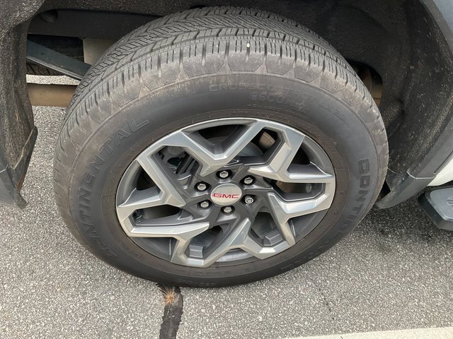 Used 2023 GMC Sierra 1500 SLT w/ SLT Premium Package image 12