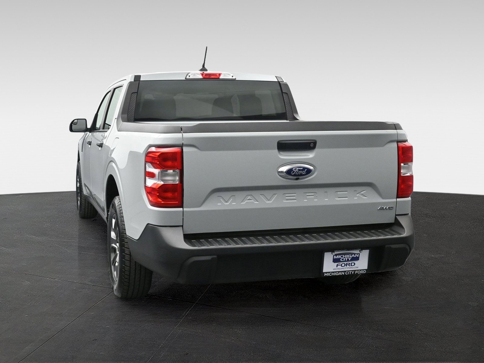 Used 2024 Ford Maverick XLT w/ Equipment Group 300A Standard AWD/4WD image 2