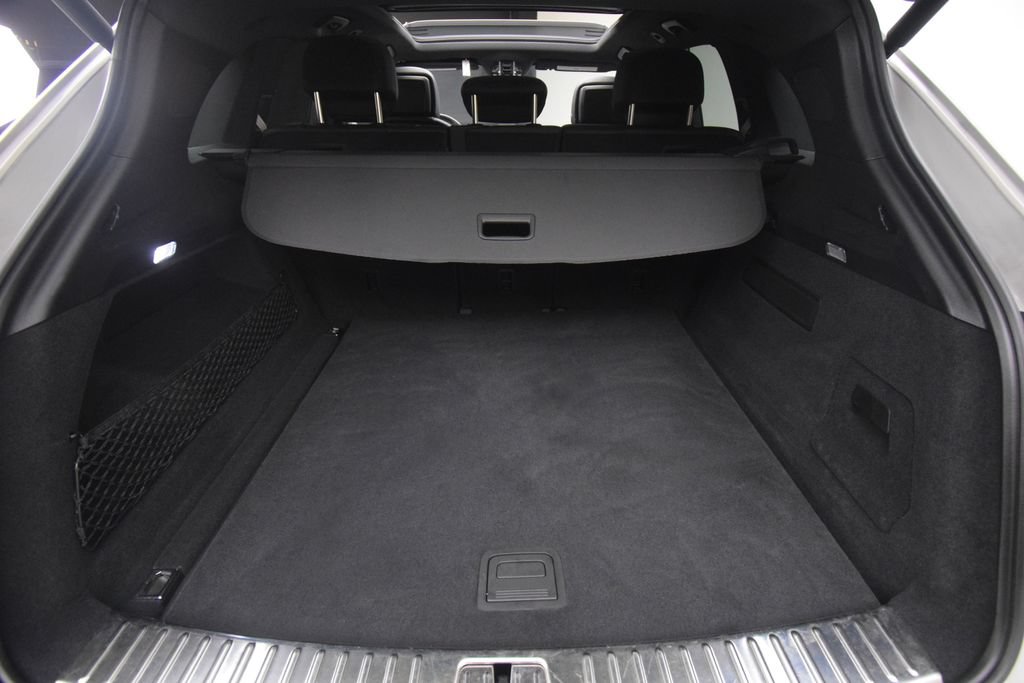Used 2023 Porsche Cayenne Platinum Edition AWD/4WD image 30