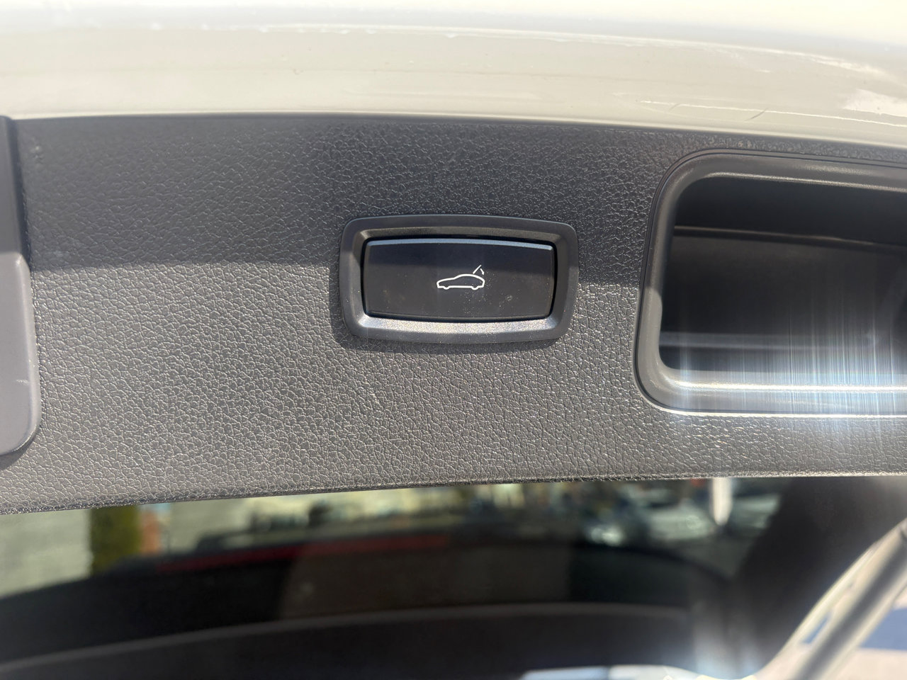 Used 2018 Porsche Macan image 10