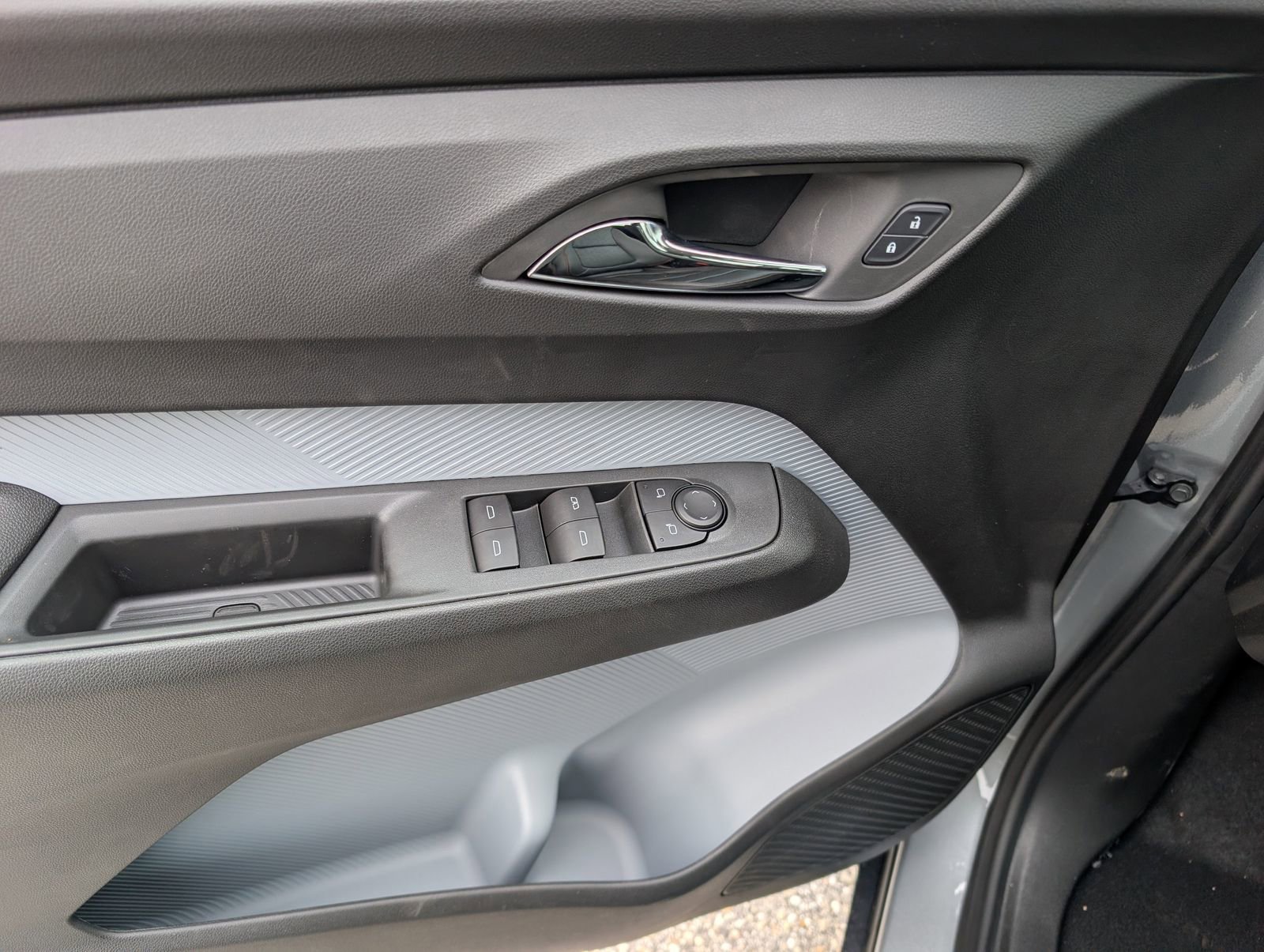 New 2027 Chevrolet Bolt RS image 15