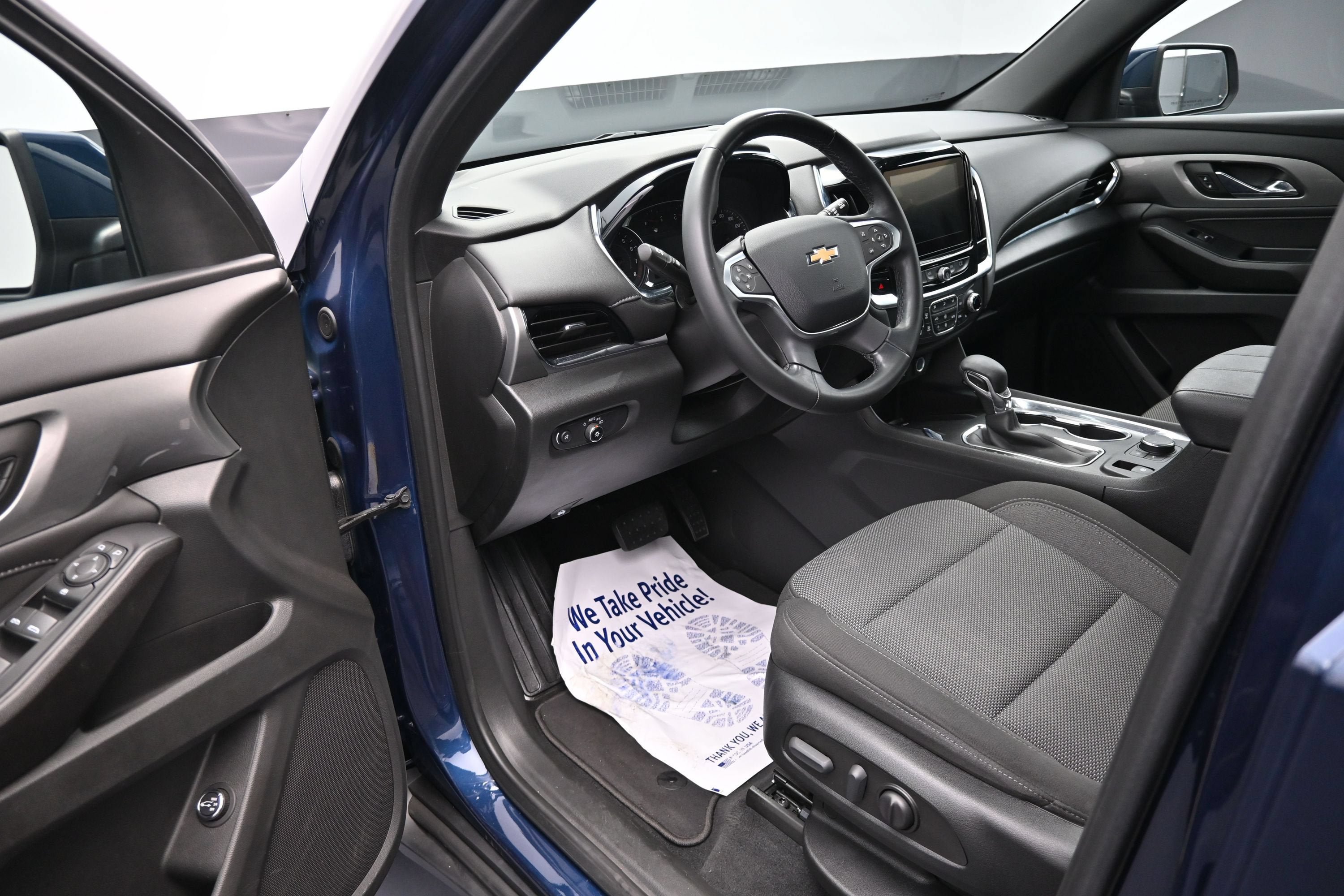 Certified 2023 Chevrolet Traverse LT AWD/4WD image 10