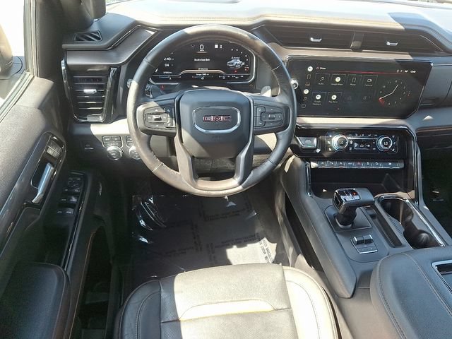 Used 2022 GMC Sierra 1500 AT4 w/ AT4 Premium Package AWD/4WD image 10