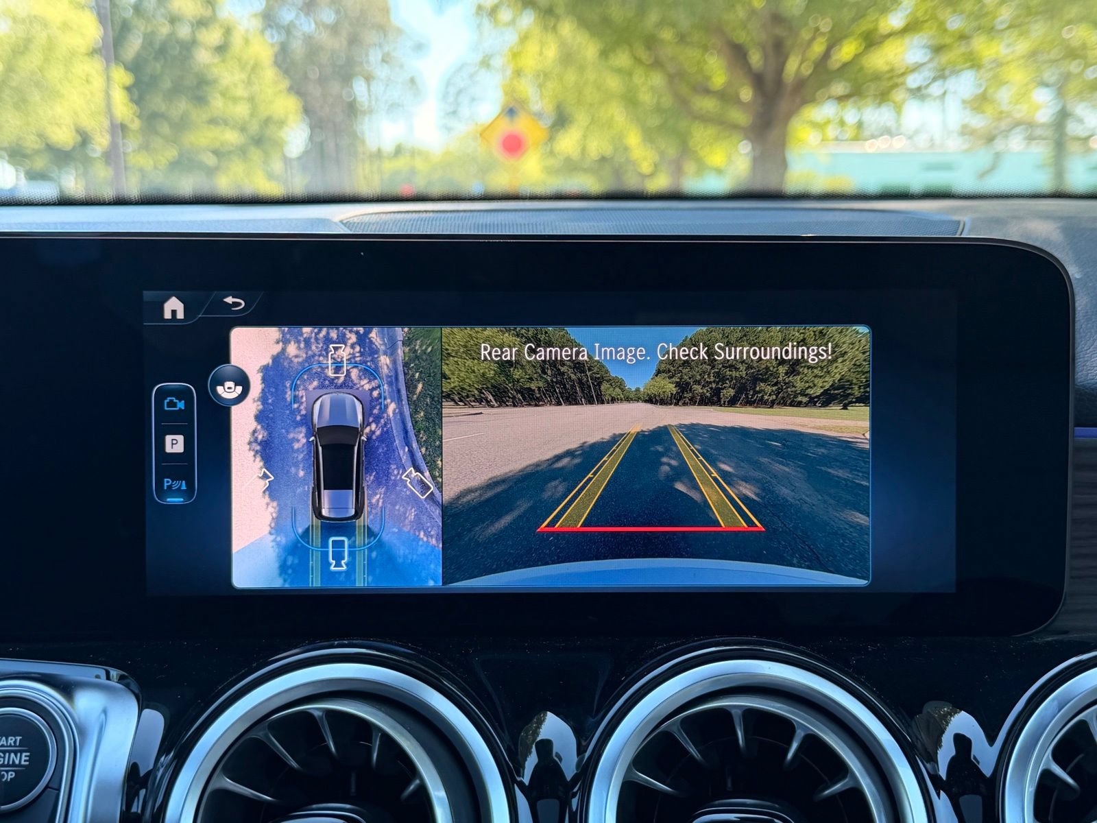 New 2026 Mercedes-Benz GLB 250 image 4