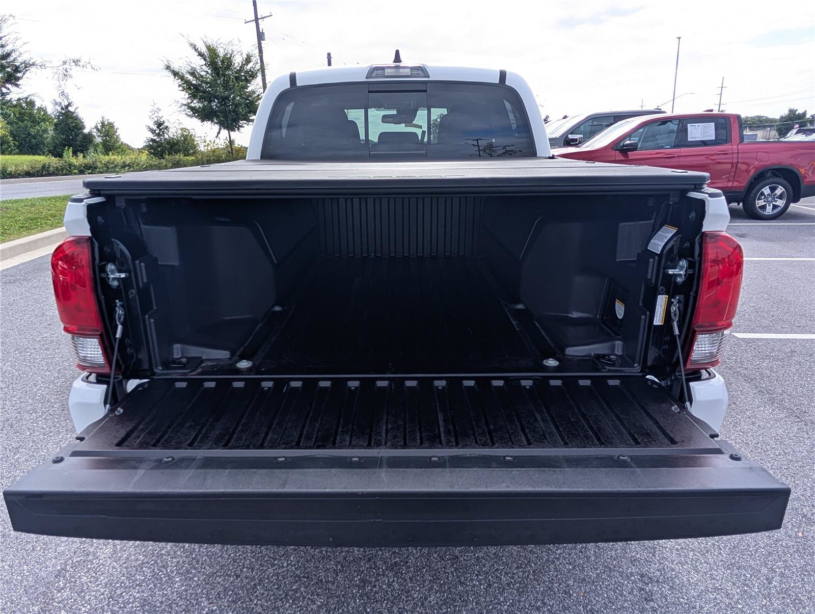 Used 2023 Toyota Tacoma 4x4 Double Cab w/ Trail Edition image 13