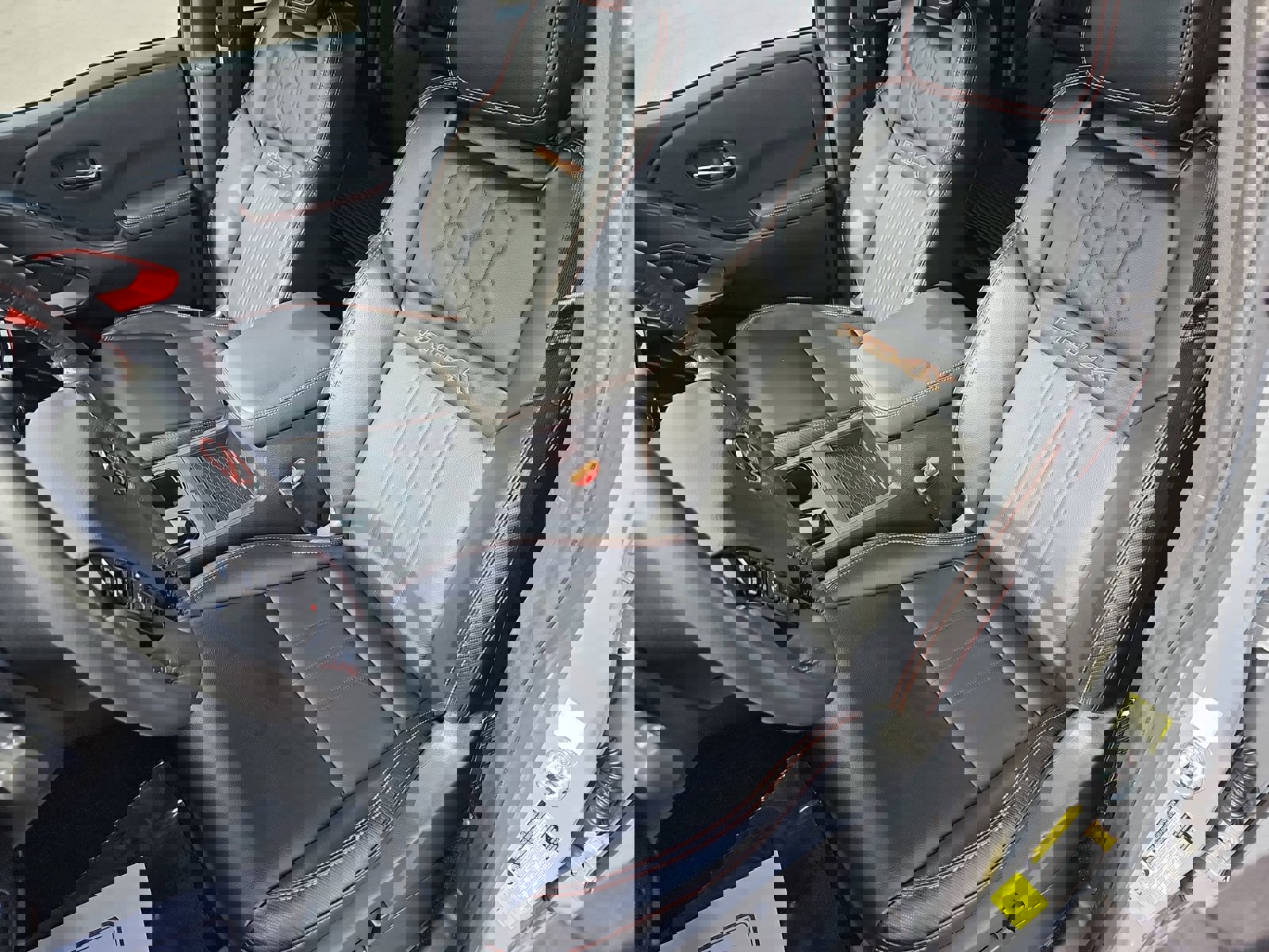 Used 2024 Nissan Frontier PRO-4X w/ Pro Premium Package image 15