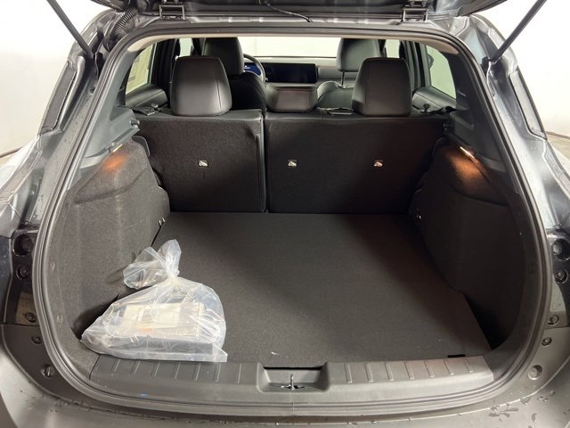 New 2026 Nissan Kicks SR w/ Cold Weather Package image 6
