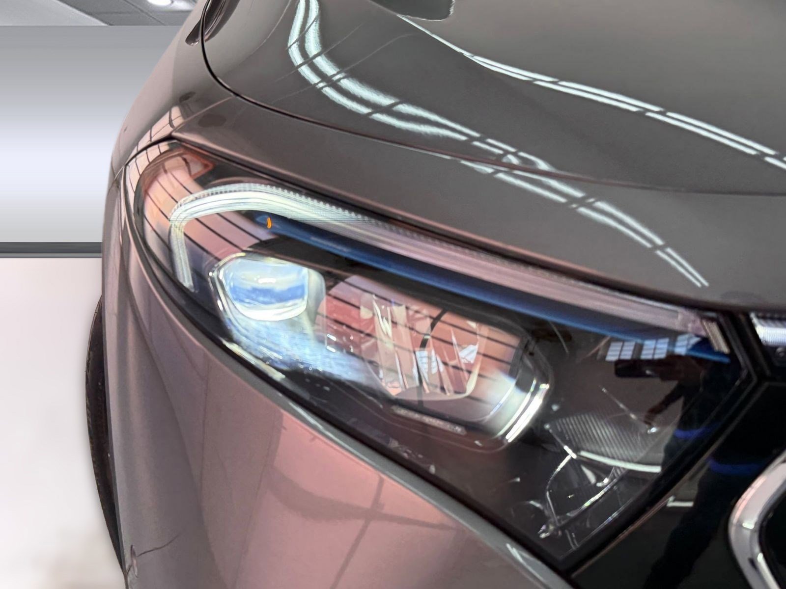 Used 2023 Mercedes-Benz EQB 250+ image 10