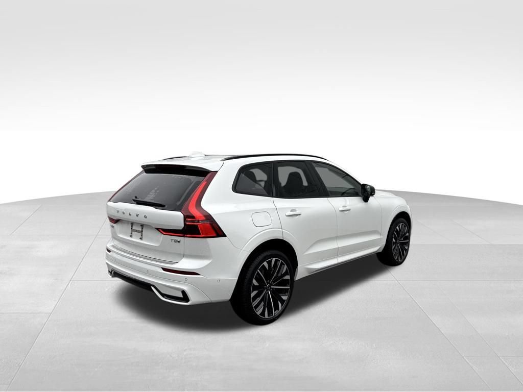New 2026 Volvo XC60 T8 Ultra w/ Protection Package Premier AWD/4WD image 6