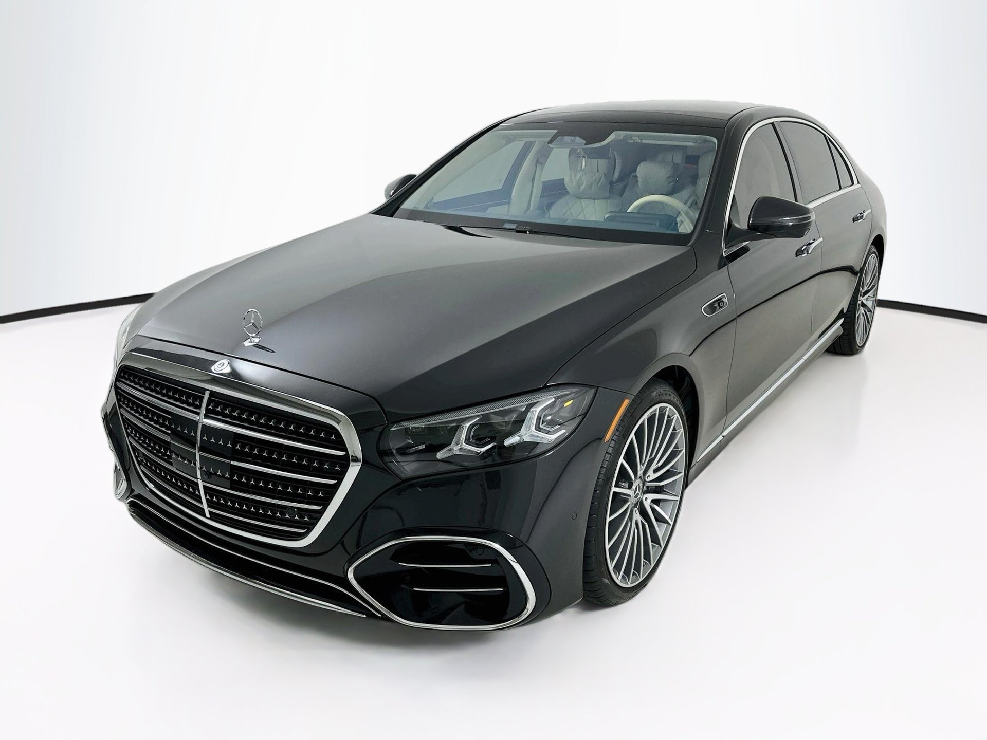 New 2027 Mercedes-Benz S 580 4MATIC Sedan image 3