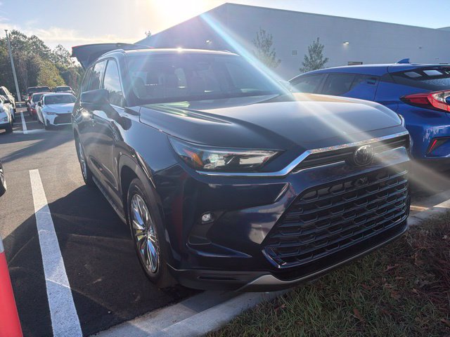 Used 2025 Toyota Grand Highlander AWD image 20