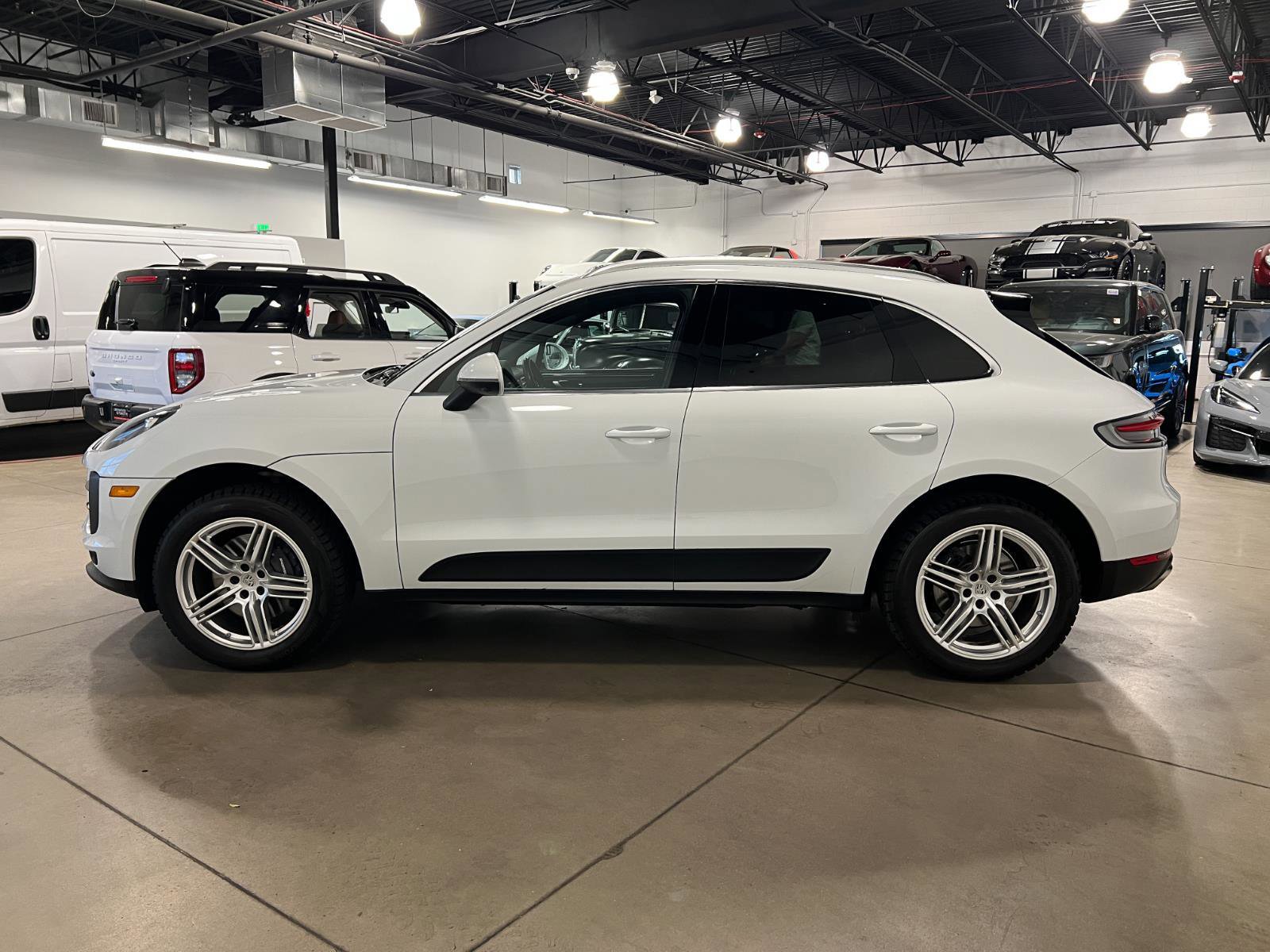Used 2021 Porsche Macan image 6