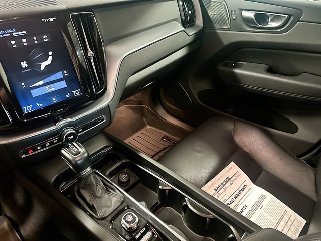 Used 2019 Volvo XC60 T6 Momentum w/ Multimedia Package AWD/4WD image 26