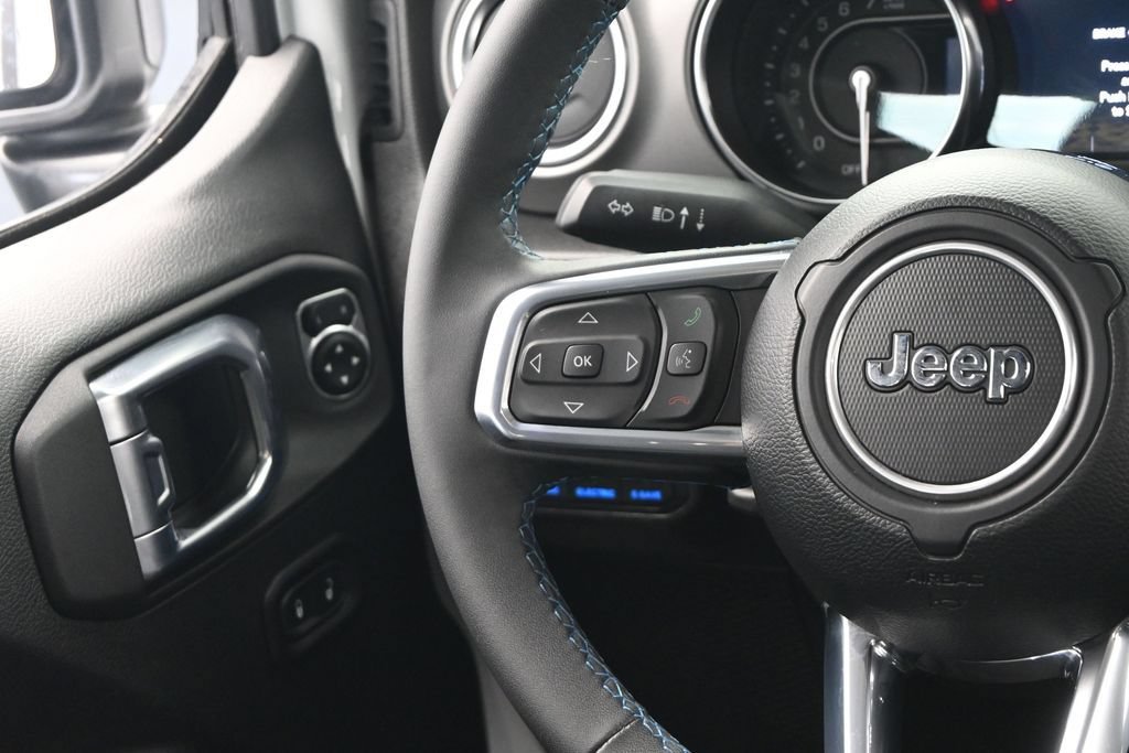 Used 2023 Jeep Wrangler Unlimited Rubicon 4xe w/ Safety Group AWD/4WD image 26