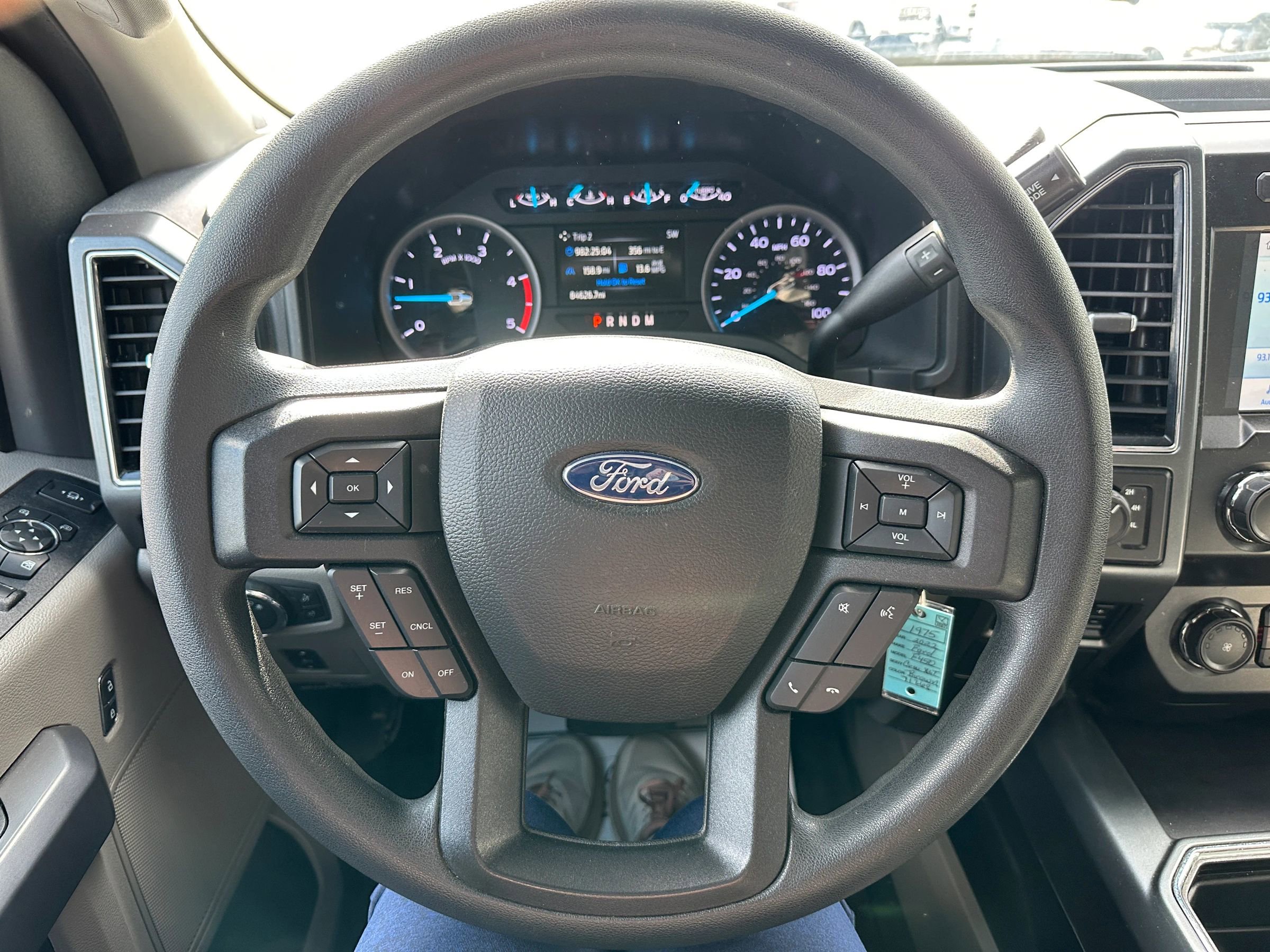 Used 2022 Ford F450 XLT w/ XLT Premium Package image 18