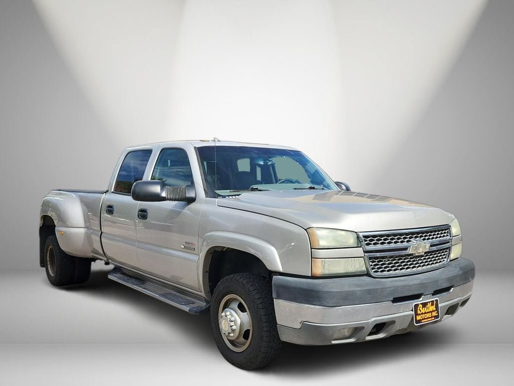 Used 2005 Chevrolet Silverado 3500 LT w/ Heavy-Duty Power Package AWD/4WD image 1