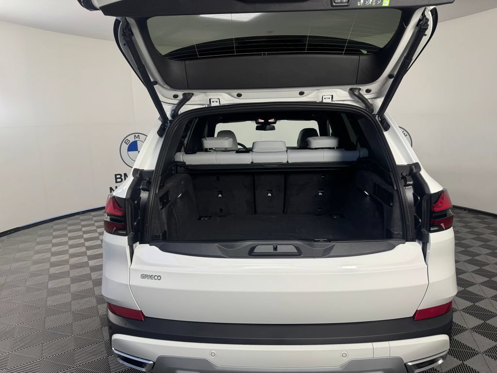 New 2026 BMW X5 xDrive40i AWD/4WD image 19