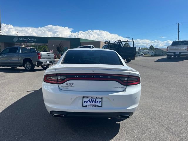 Used 2015 Dodge Charger SXT w/ AWD Plus Group image 9