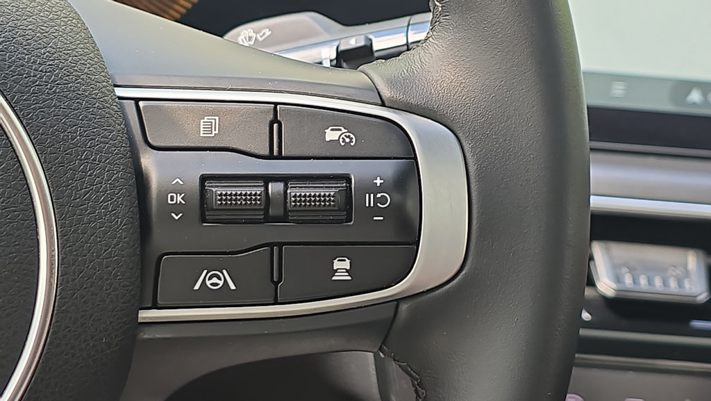 Used 2025 Kia K5 GT-Line w/ GT-Line Premium Package FWD image 25