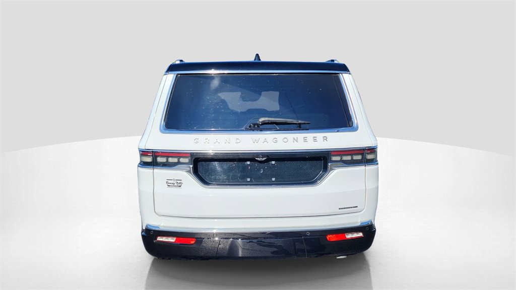 Used 2024 Jeep Grand Wagoneer Series III w/ Rear Seat Video Group 1 image 5