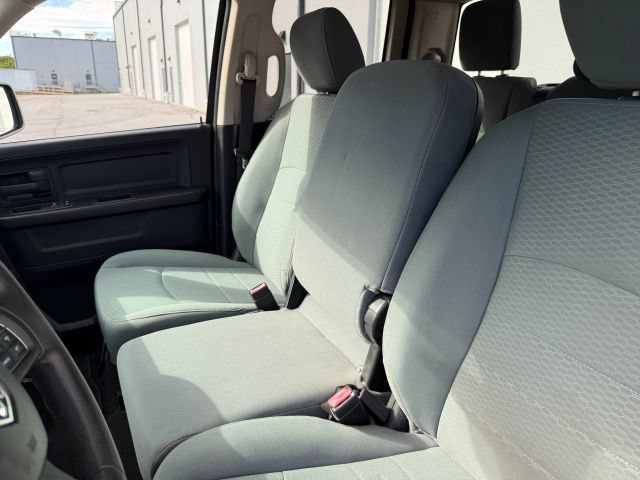 Used 2015 RAM 1500 Express AWD/4WD image 36