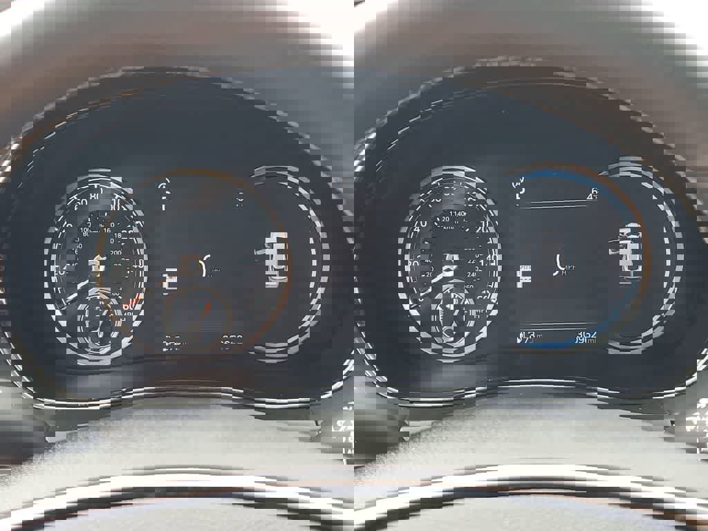 Used 2025 Genesis GV70 2.5T image 26