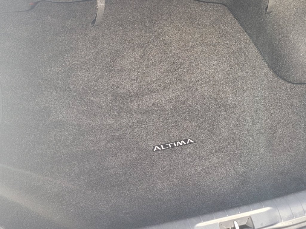 Used 2013 Nissan Altima 2.5 SV w/ 2.5SV Convenience Pkg FWD image 9