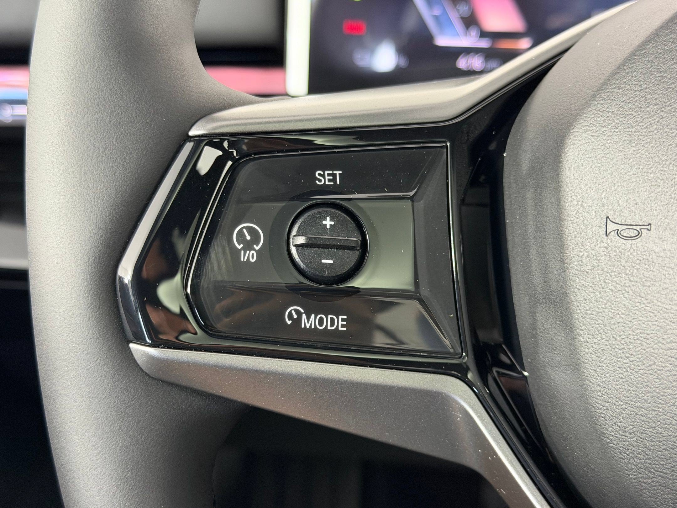 Used 2026 BMW i5 eDrive40 w/ Convenience Package RWD image 15