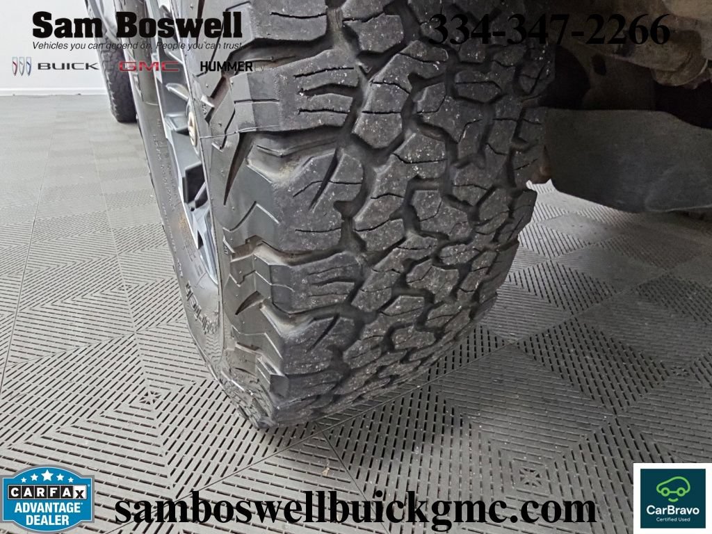 Used 2021 Toyota Tacoma TRD Off-Road w/ Technology Package AWD/4WD image 41
