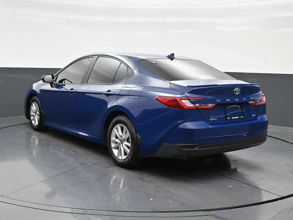 Used 2025 Toyota Camry LE w/ Convenience Package FWD image 3