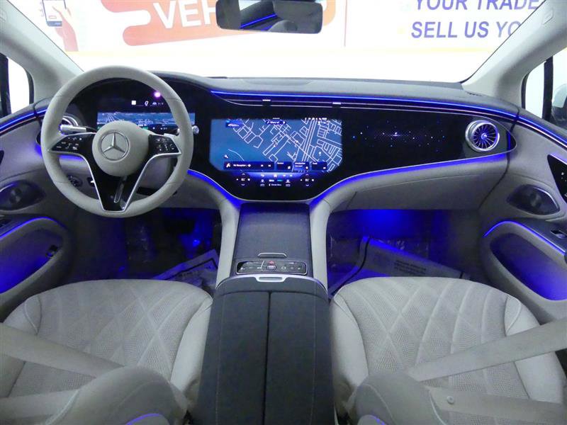 Used 2024 Mercedes-Benz EQS 580 4MATIC image 9