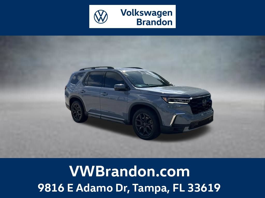 Used 2024 Honda Pilot Elite image 1