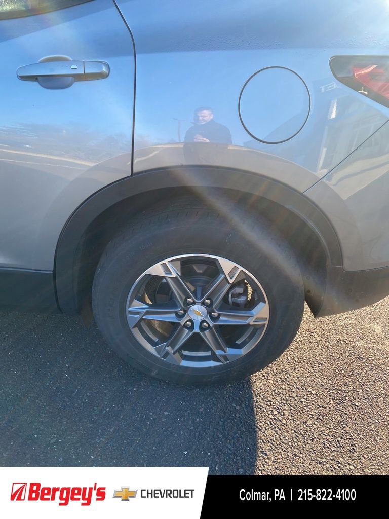 Used 2023 Chevrolet Blazer LT image 17