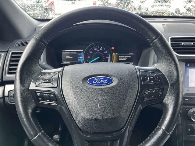 Certified 2018 Ford Explorer XLT w/ Equipment Group 202A AWD/4WD image 8