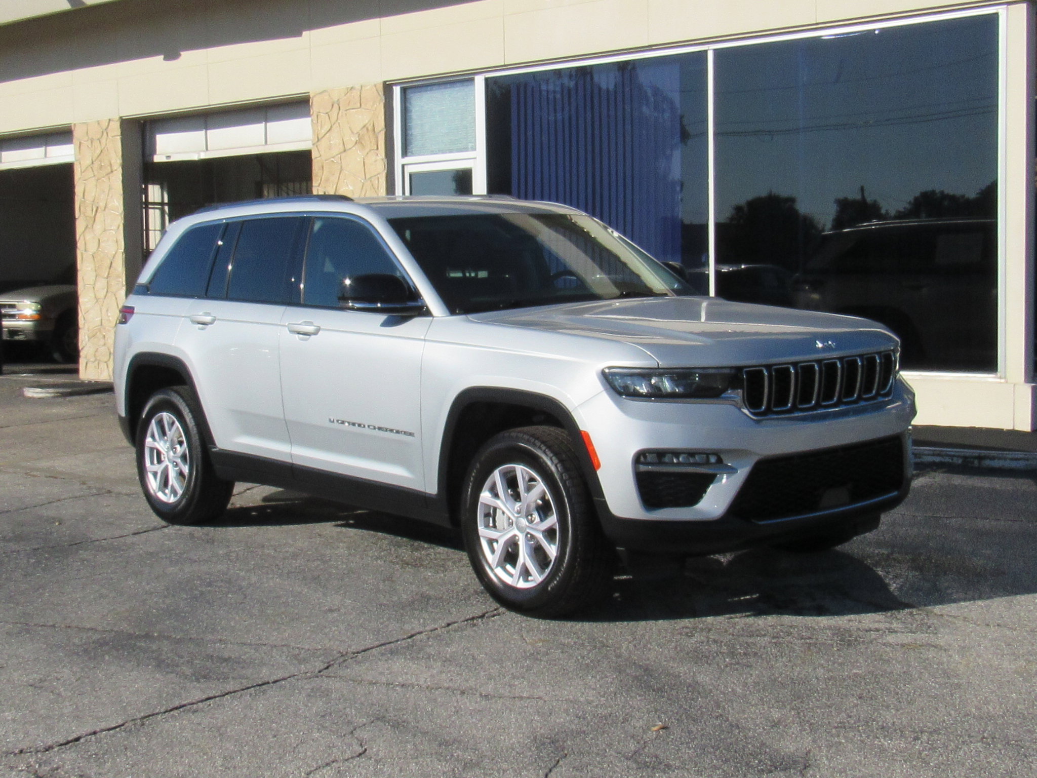 Used 2022 Jeep Grand Cherokee Limited