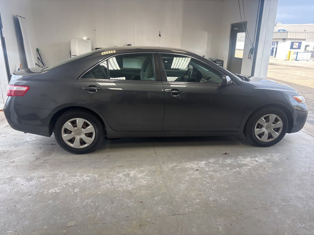 Used 2008 Toyota Camry LE image 6