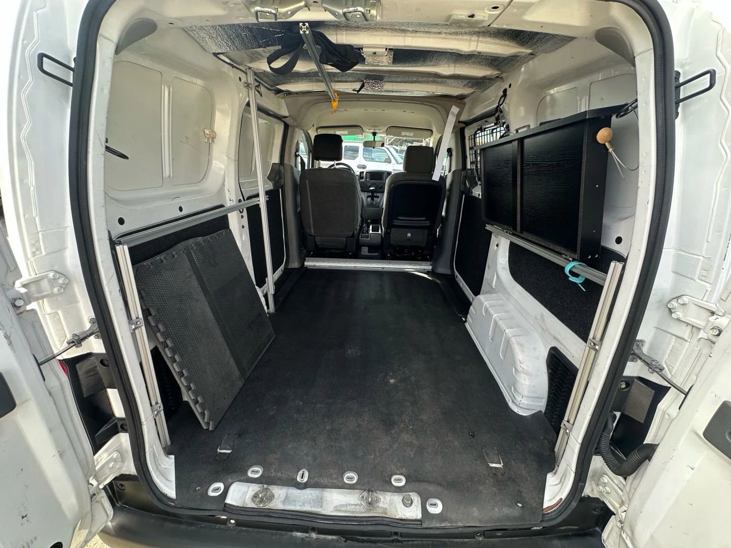 Used 2020 Nissan NV200 S w/ Sliding Glass Door Package image 15