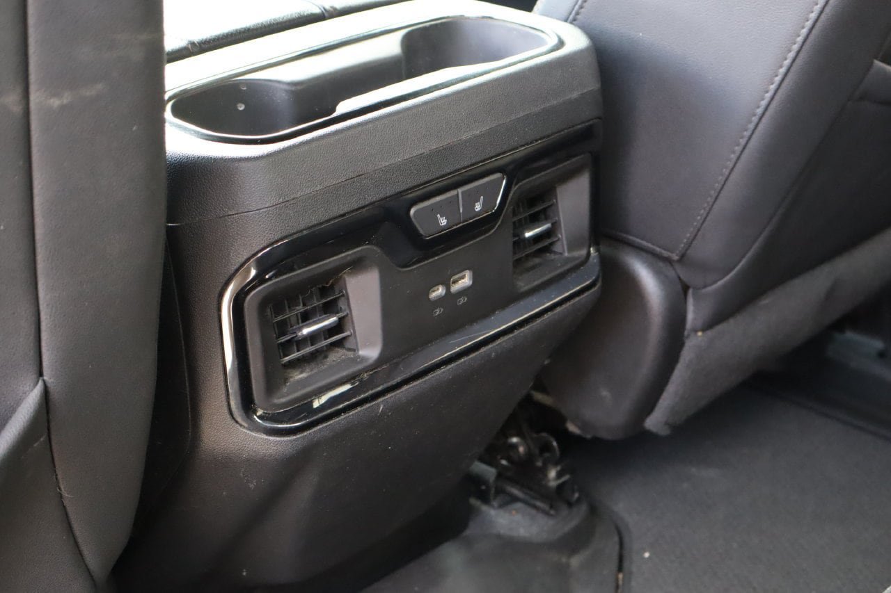 Used 2023 GMC Sierra 1500 AT4 w/ Technology Package AWD/4WD image 18