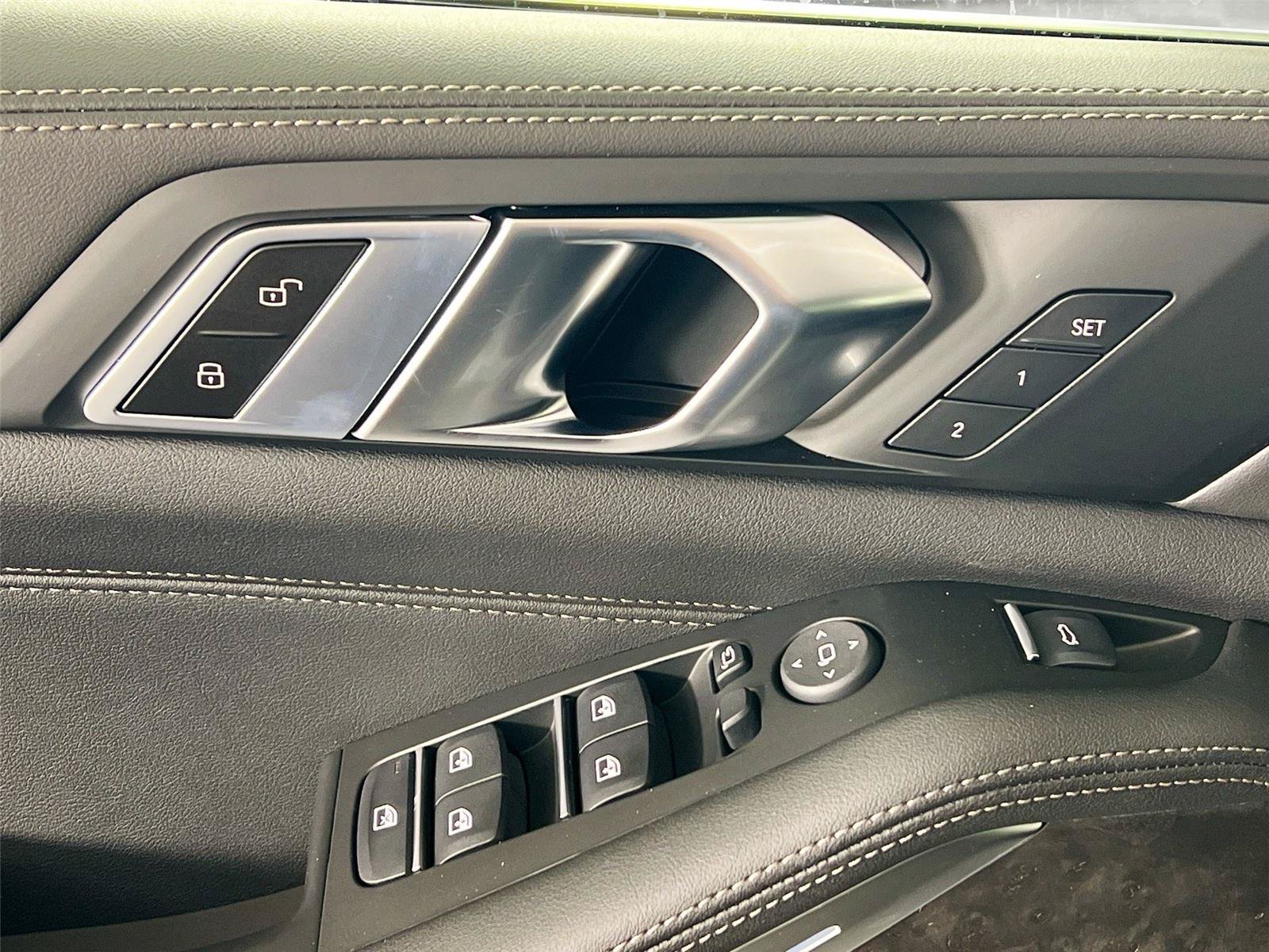 New 2026 BMW X5 xDrive50e AWD/4WD image 18