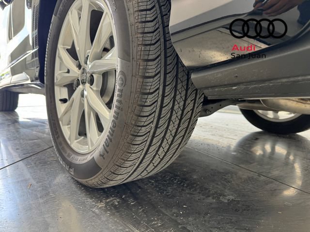 Used 2025 Audi Q3 2.0T Premium w/ Convenience Package AWD/4WD image 11