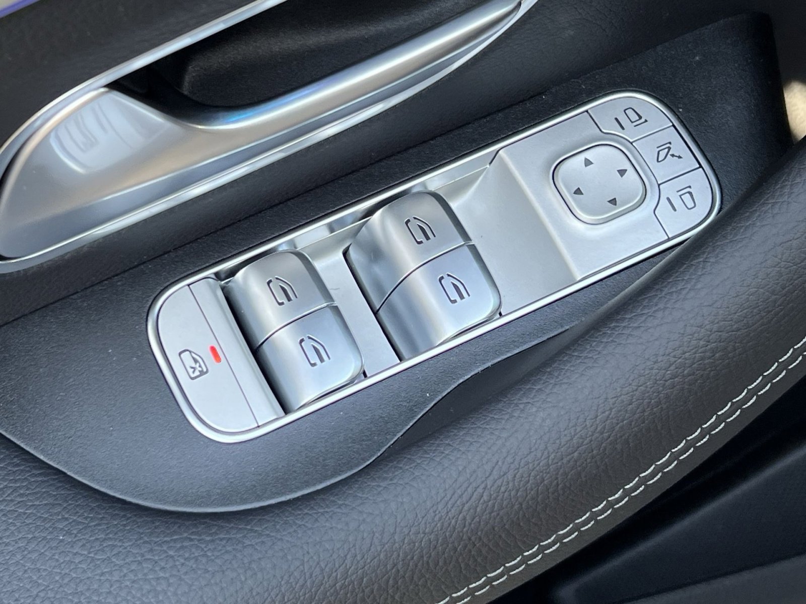 New 2026 Mercedes-Benz GLE 450 4MATIC Coupe image 13