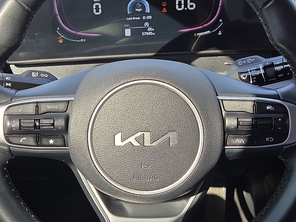 Used 2024 Kia Sportage EX FWD image 30