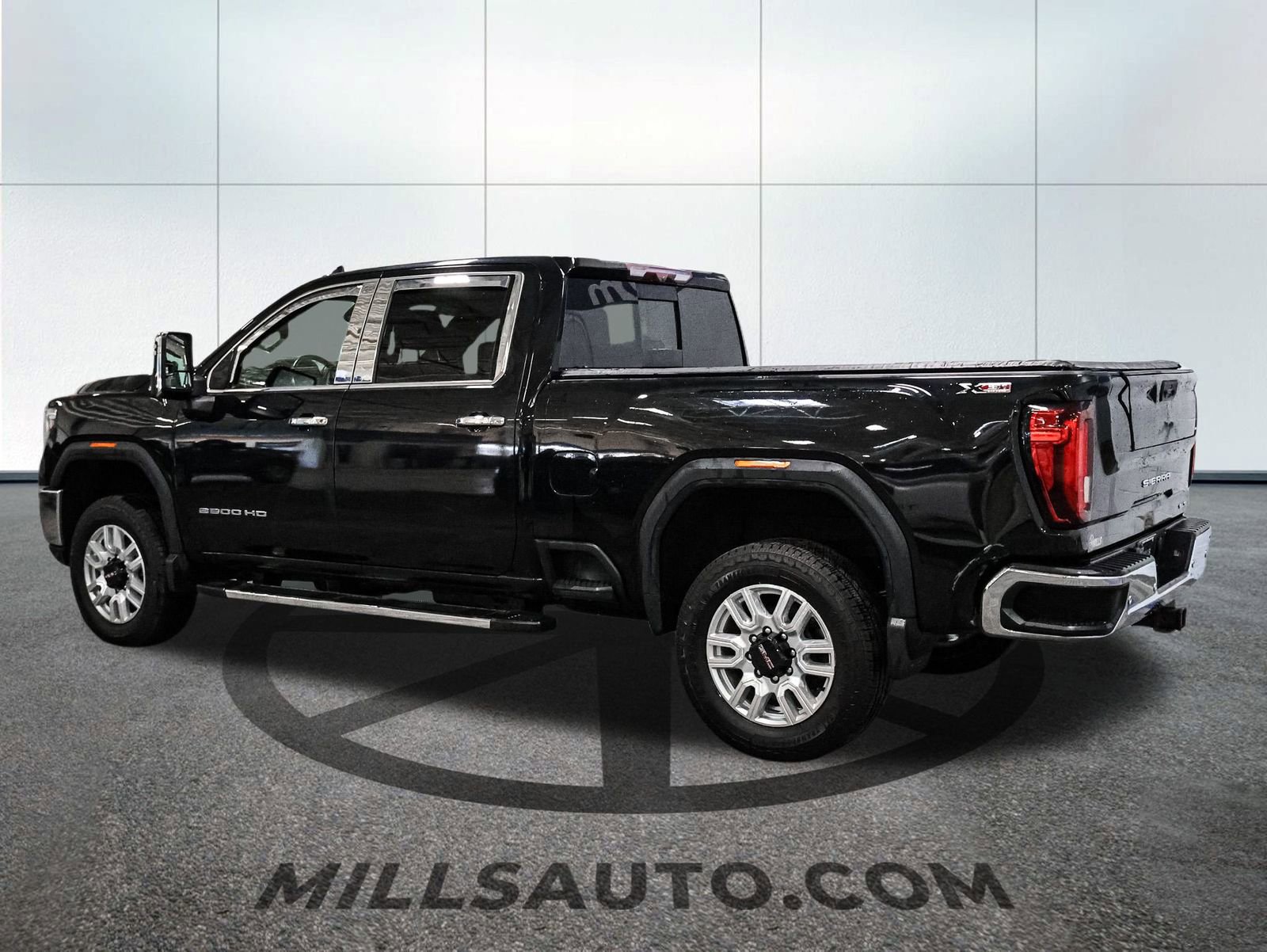Used 2020 GMC Sierra 2500 SLT w/ SLT Premium Plus Package image 5