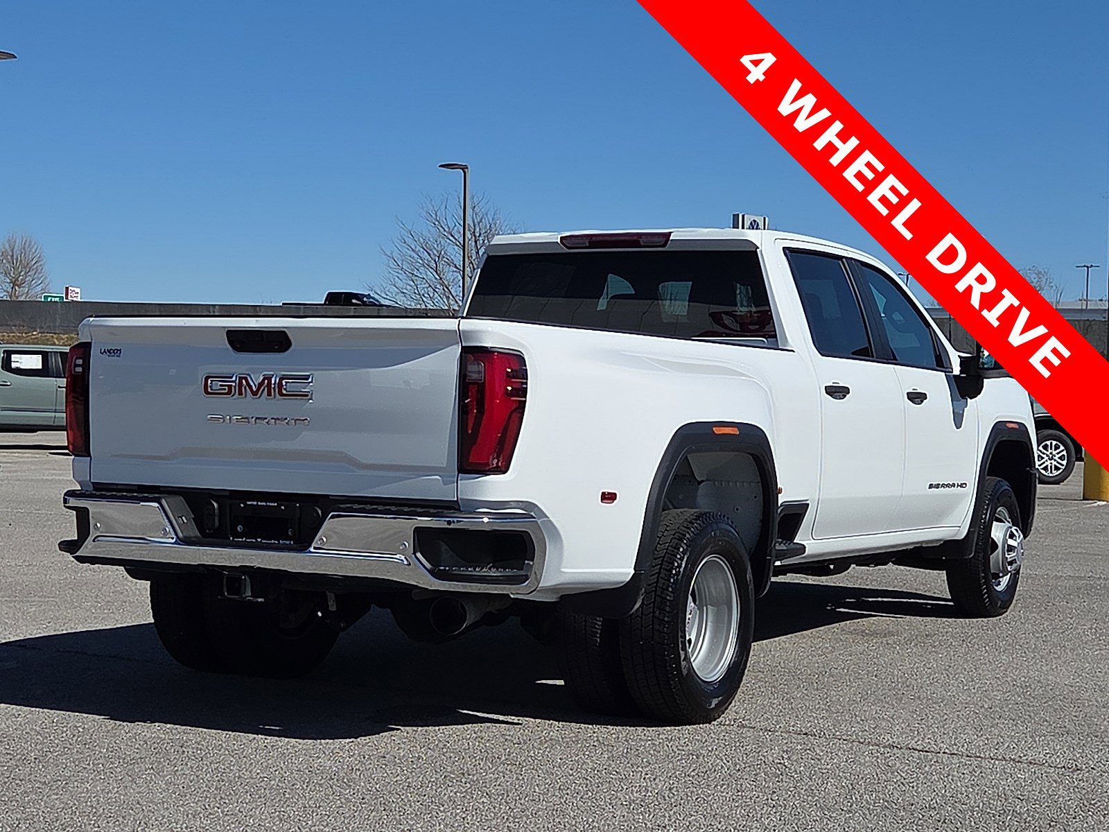 Used 2024 GMC Sierra 3500 Pro image 5