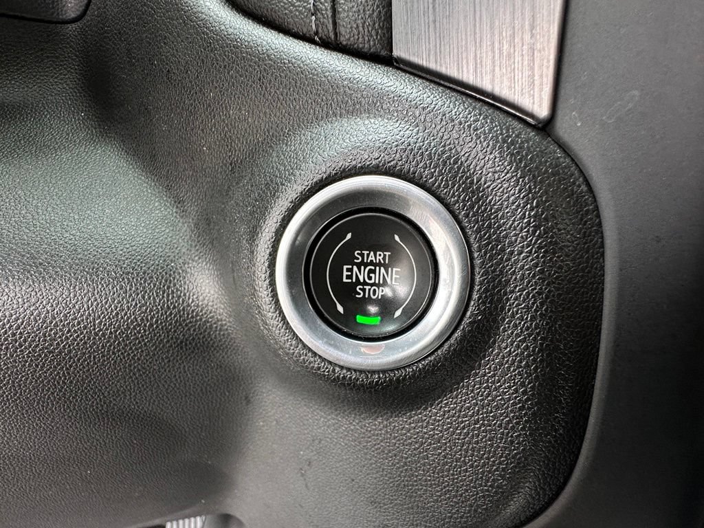 Used 2021 GMC Sierra 1500 Denali w/ Denali Ultimate Package AWD/4WD image 36